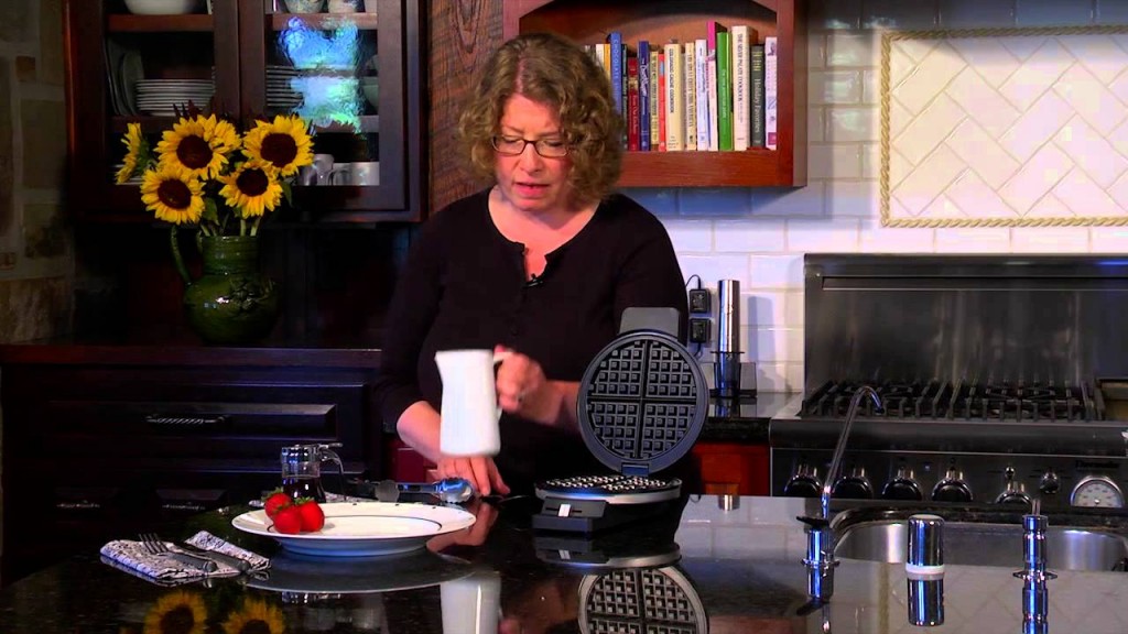 Cuisinart Classic Waffle Maker kitchen