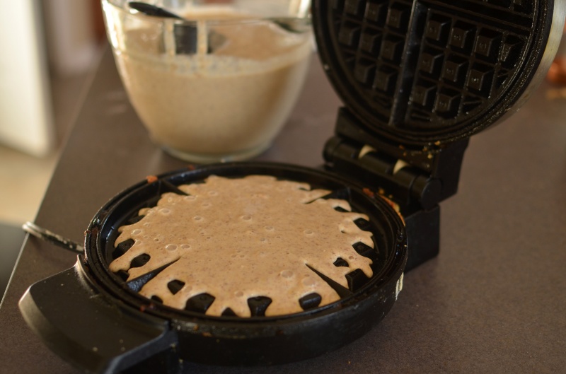 how to clean a waffle maker