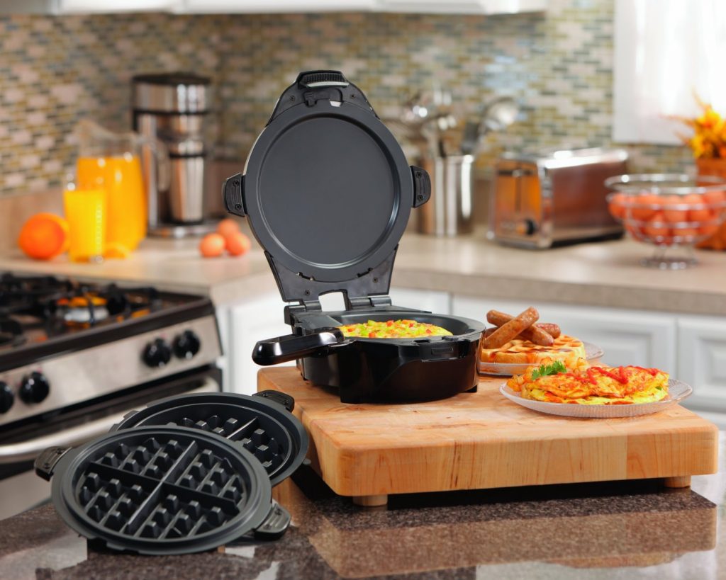 Best Waffle Omelet Maker For a Messfree Breakfast